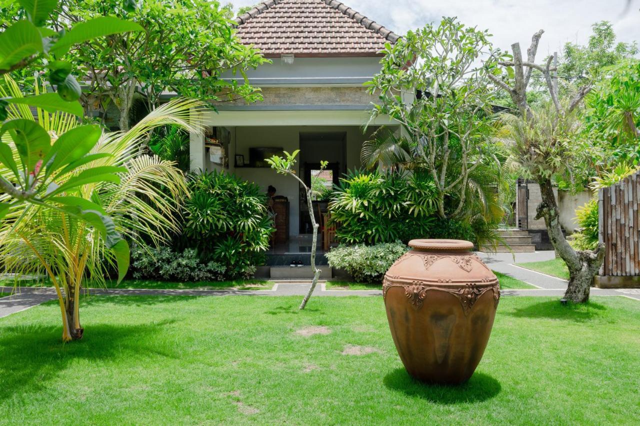 Wira Homestay & Spa Uluwatu Exterior foto